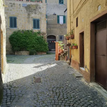 Living Into History Apartment *